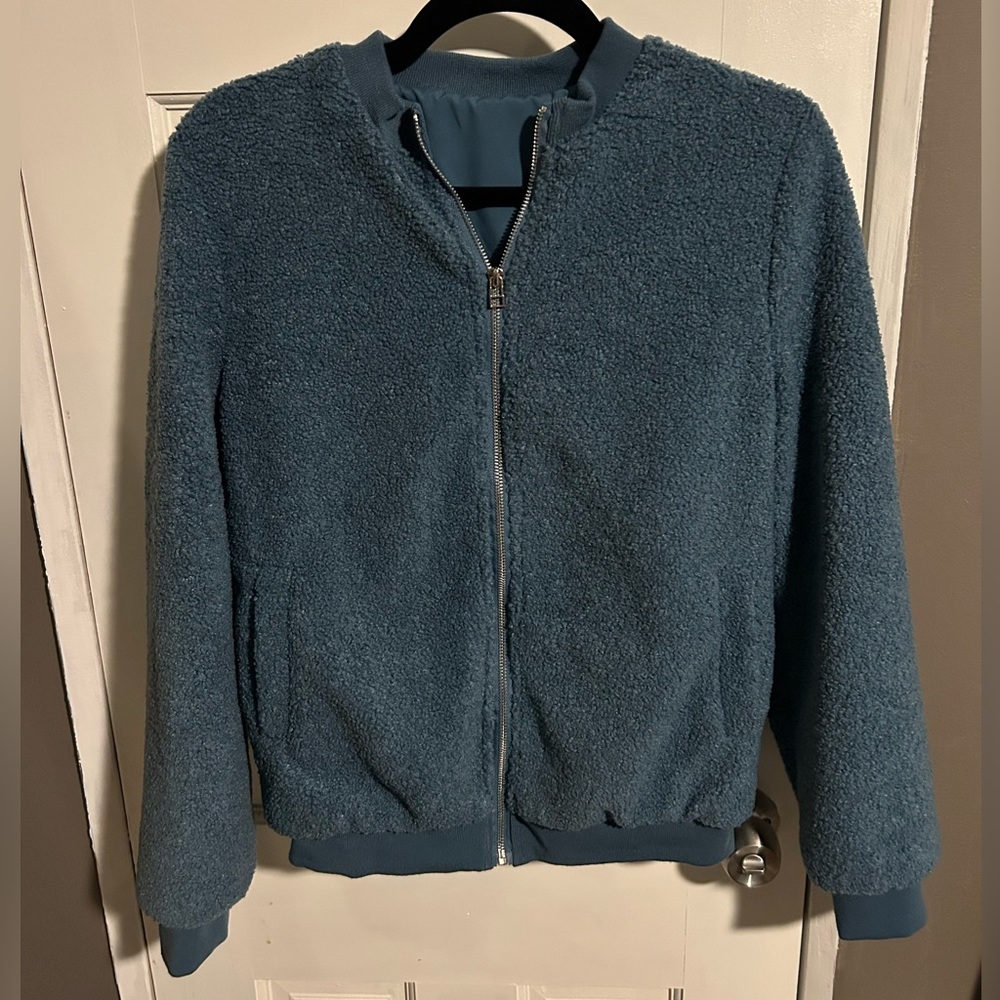 Eurivicy Fleece Jacket Winter Bomber Faux Sherpa Fuzzy Zip Up Coat. Size S.